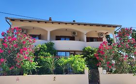 Apartments Busic